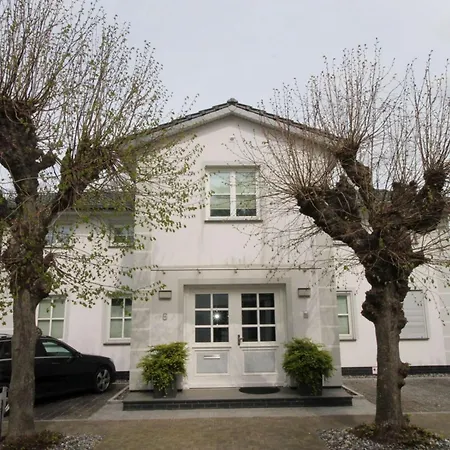 아파트 Rademacher 2 *